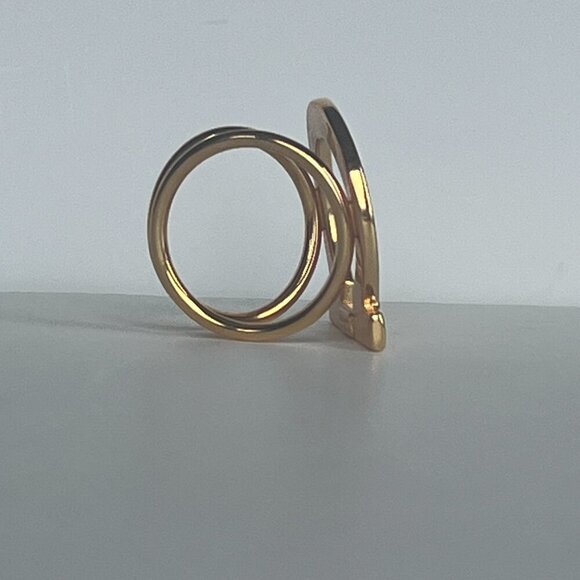 Salvatore Ferragamo IciniChunky Gancini Scarf Ring Gold-tone NWOT - Picture 4 of 6